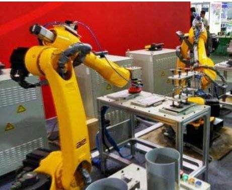 工業機器人焊割工作站